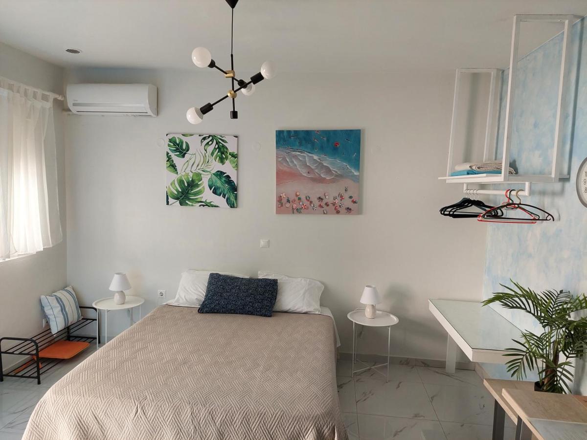 The Sky Yard Eclectic Studios Rhodes City Esterno foto