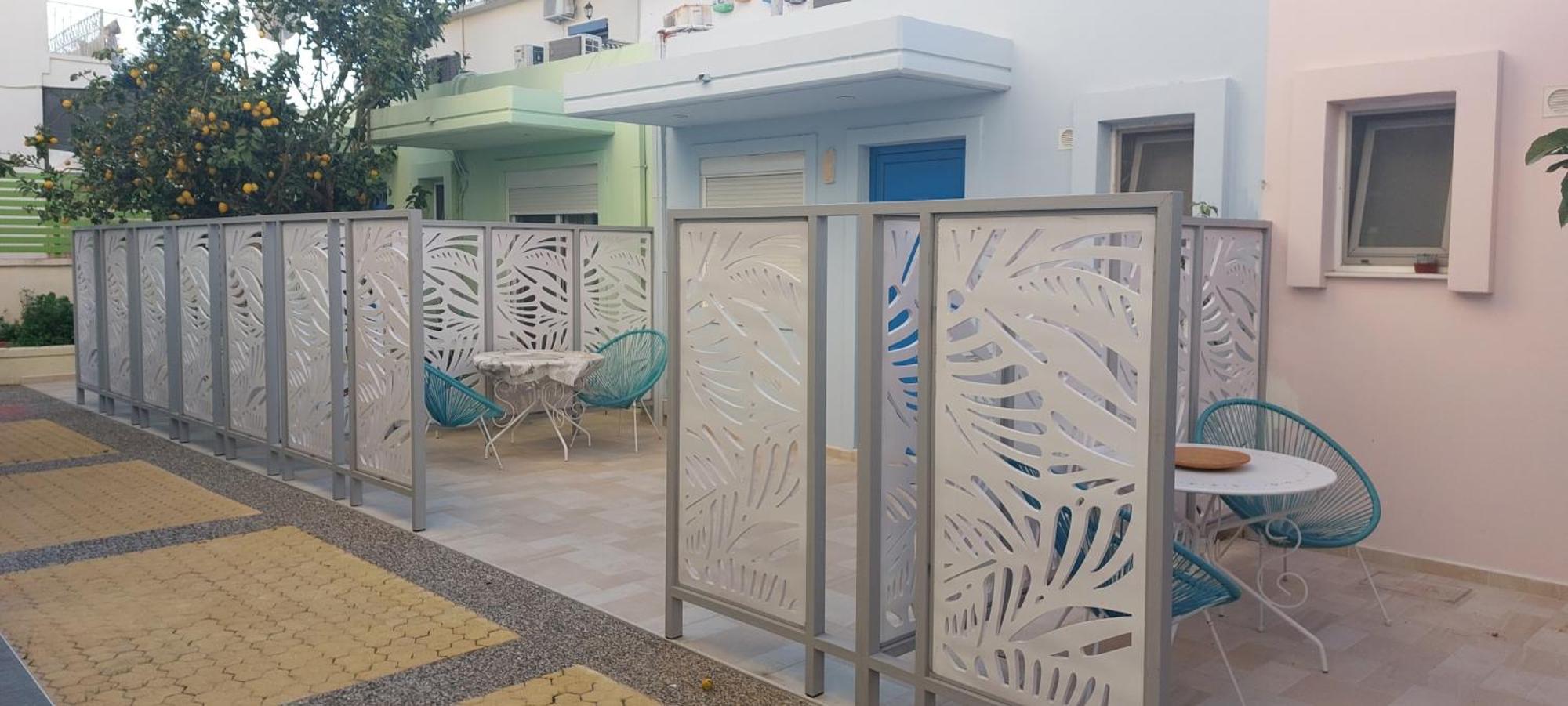 The Sky Yard Eclectic Studios Rhodes City Esterno foto